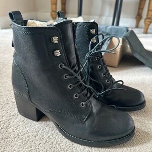 Clarks Charcoal Lace-Up Ankle Boots